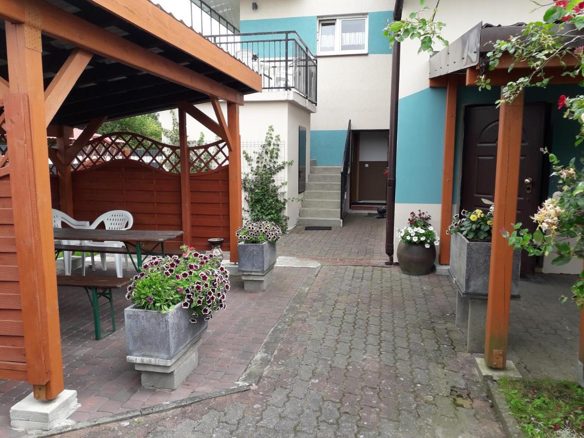 Pokoje Goscinne Dw Antom Dźwirzyno Exterior foto